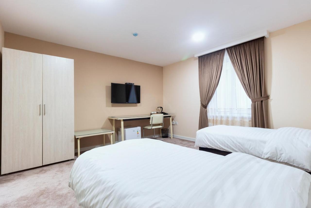 Musafir Hotel Tashkent Exterior photo